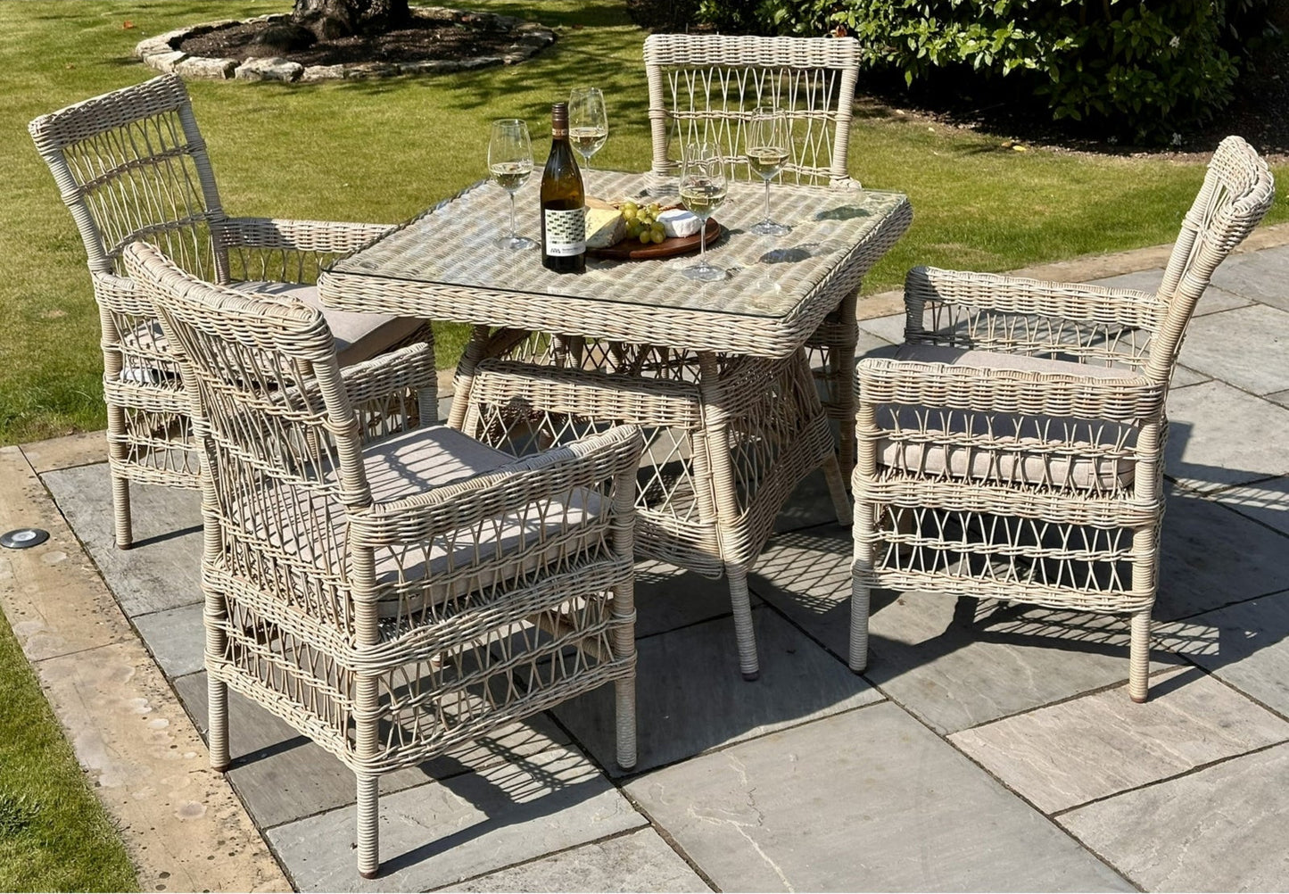 Provence Collection Outdoor 4 Seater Dining Set