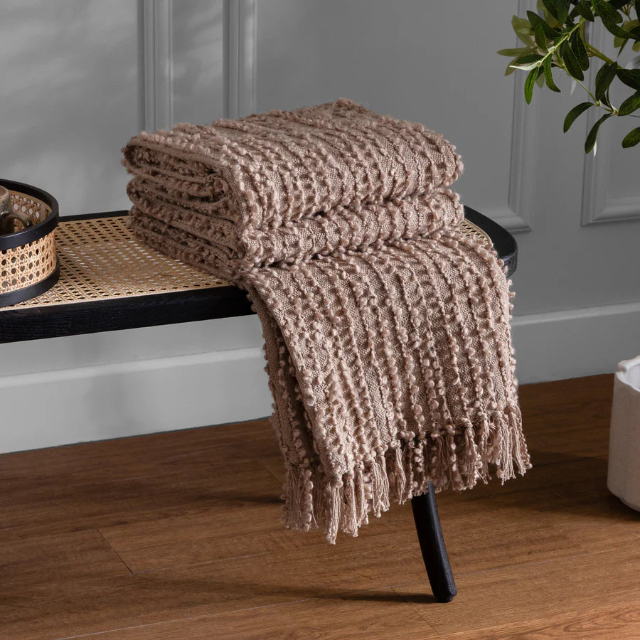 Arvo Woven Tasselled Throw Plaster