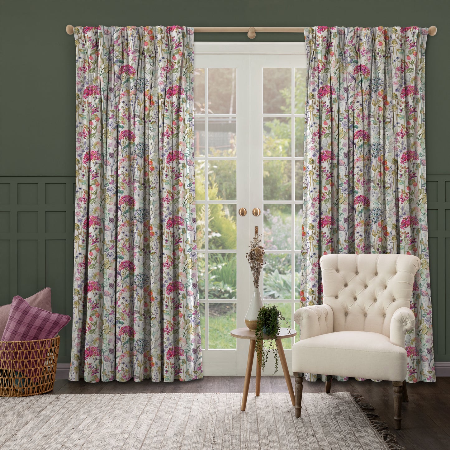 Country Hedgerow 145Cm Ann Fabric Metre - Lotus/Cream