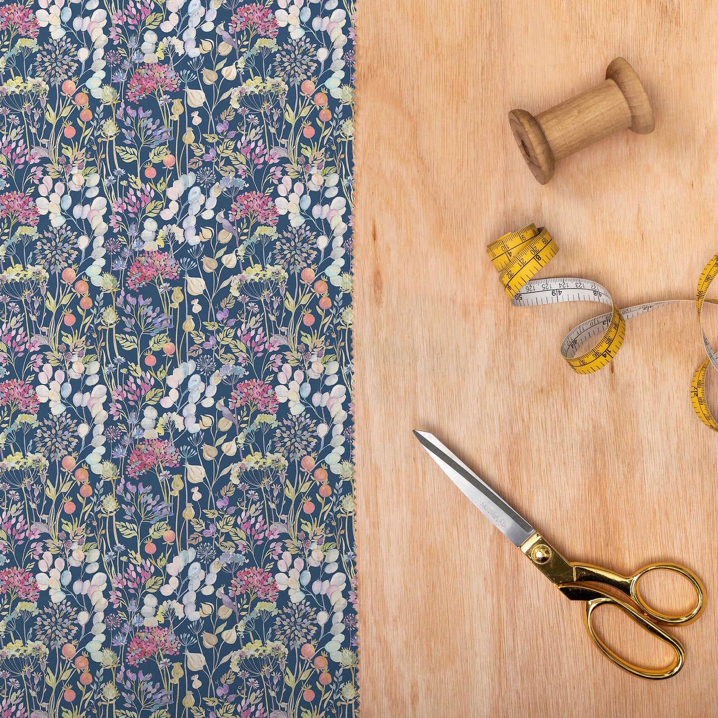 Hedgerow Fine Lawn Cotton 160Cm Dress Fabric - Navy Sample