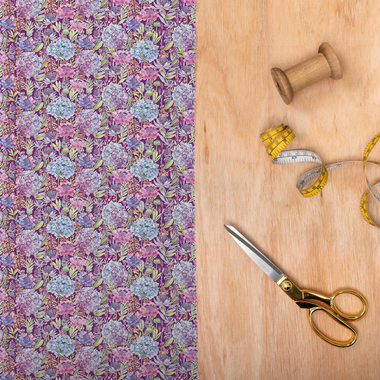 Hydrangea Cotton Poplin 152Cm Dress Fabric Metre - Plum