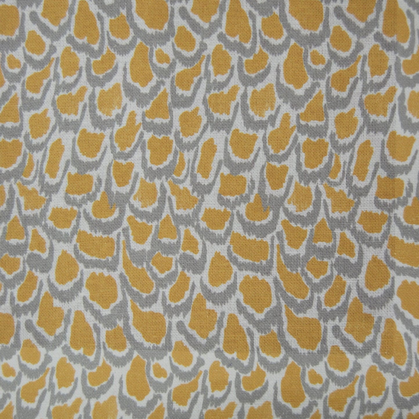 Nada Print 140Cm Sasha White Fabric - Mango Sample