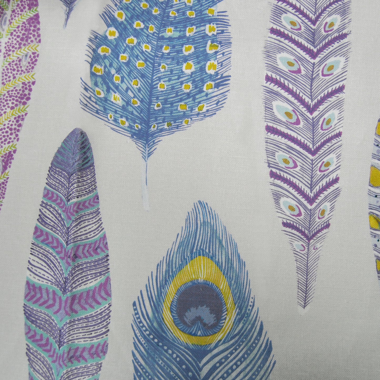 Samui Print 140Cm Sasha White Fabric - Heather Sample